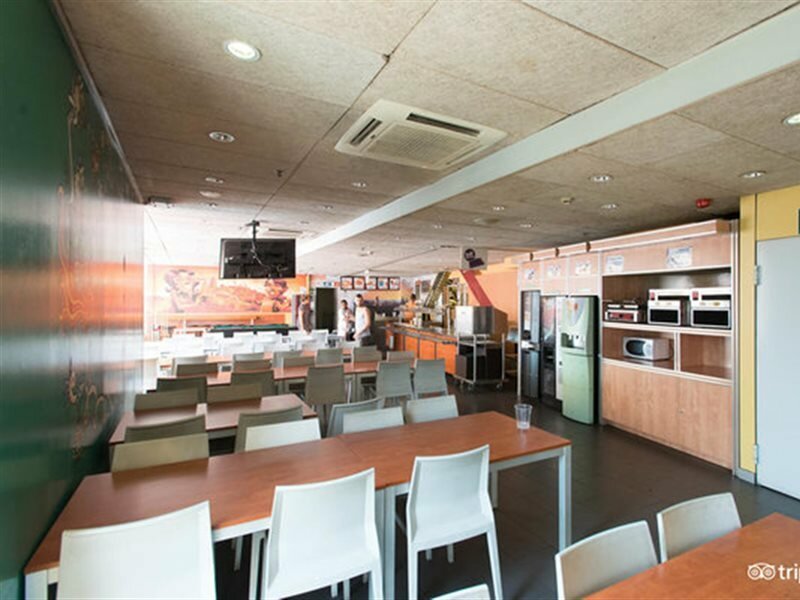 Фото Urbany Hostels Barcelona