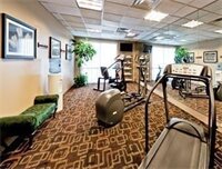 Фото Hawthorn Suites by Wyndham Midwest City Tinker Afb