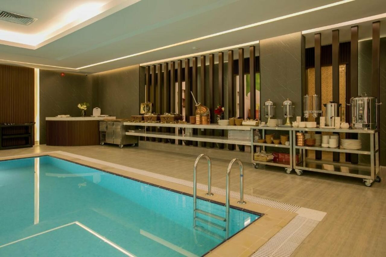 Фото Luxury Night Hotel