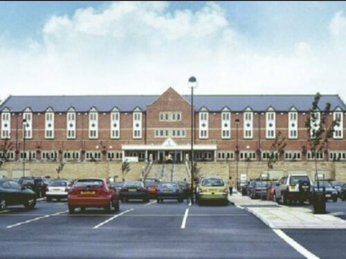 Гостиница Village Hotel Manchester Bury