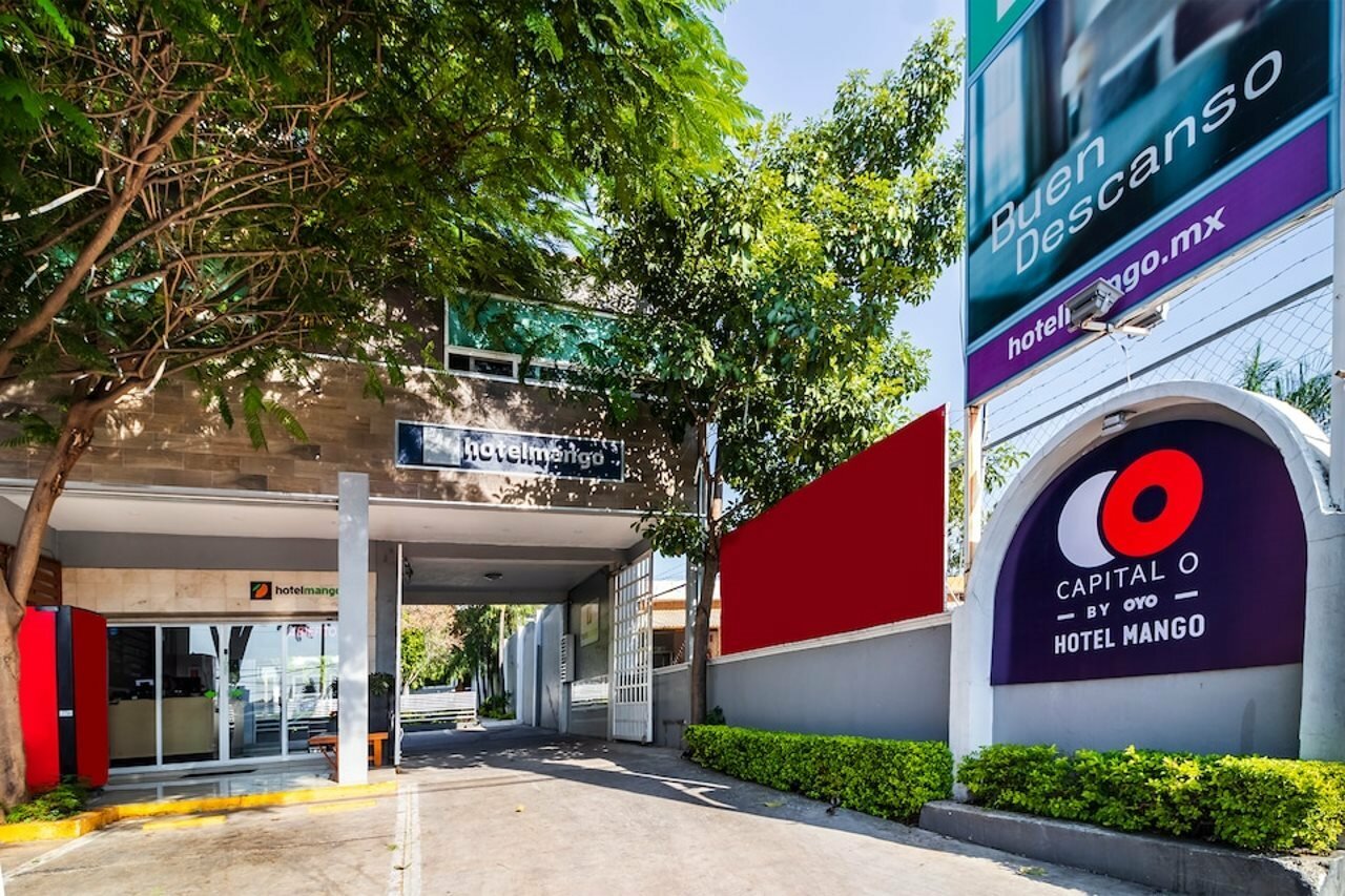 Фото отеля 2