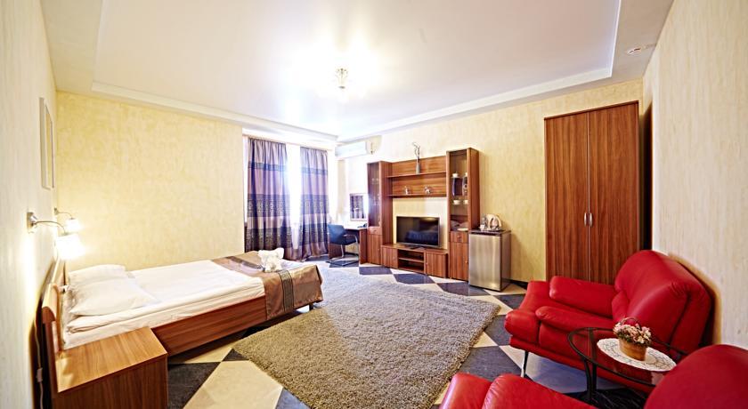 Фото Владимир-Плаза