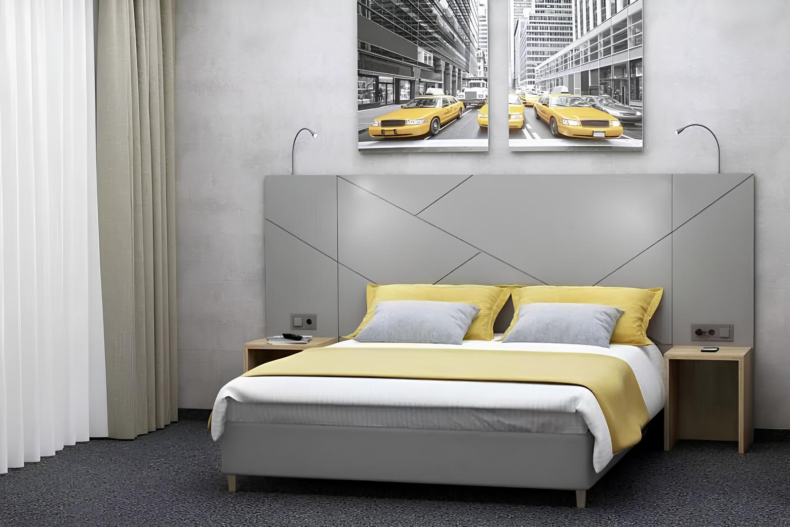 Фото Ист Вест