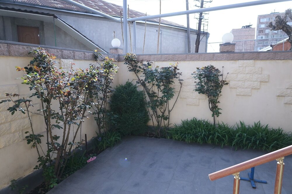 Фото Caribian Hotel Yerevan