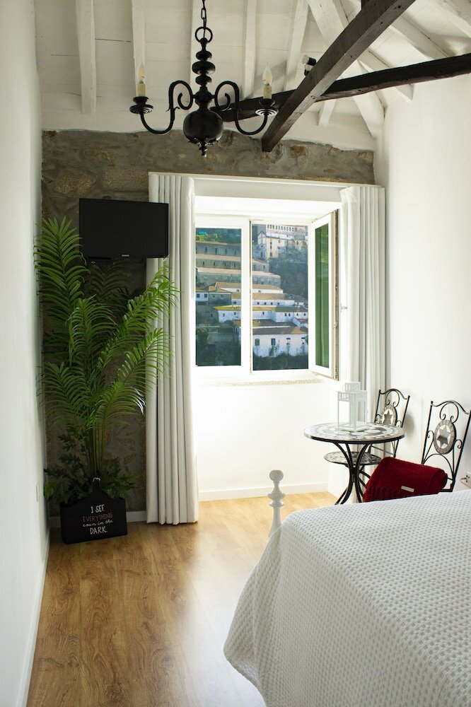 Фото Red House by the River