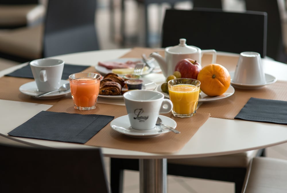 Фото Appart'hôtel Astoria