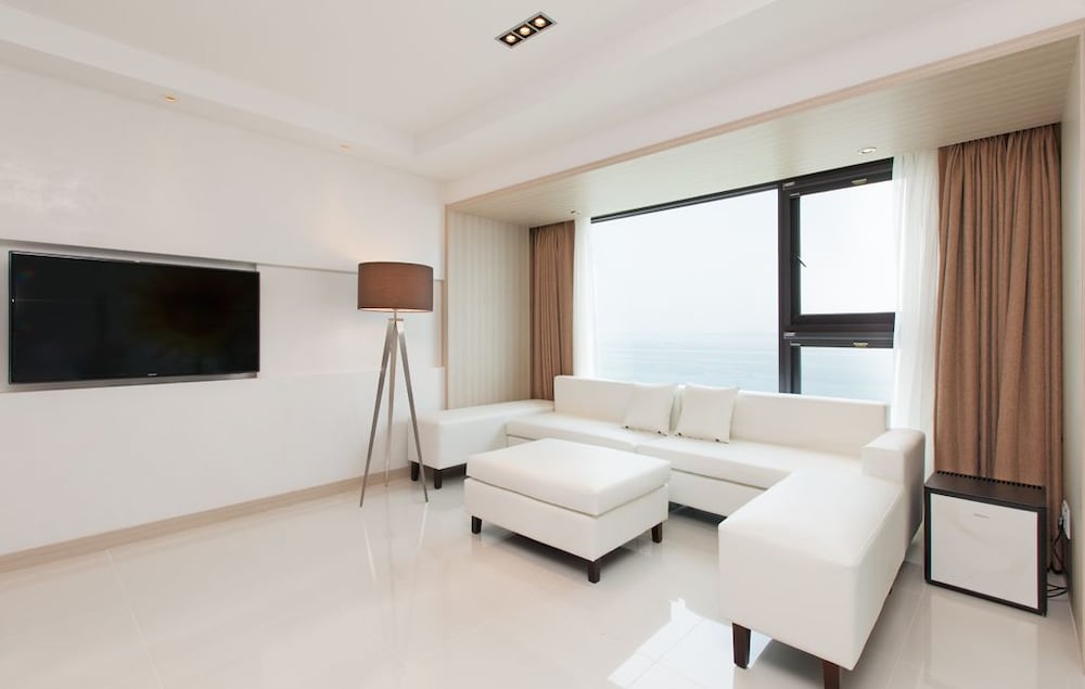 Фото Premiers Hotel