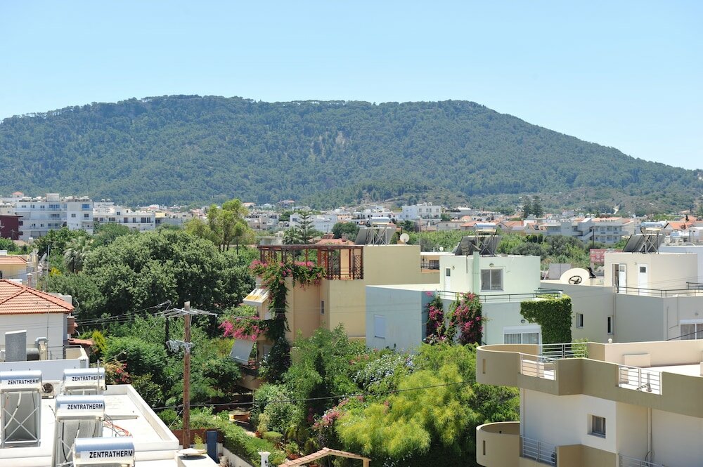 Фото Hotel Heleni Beach