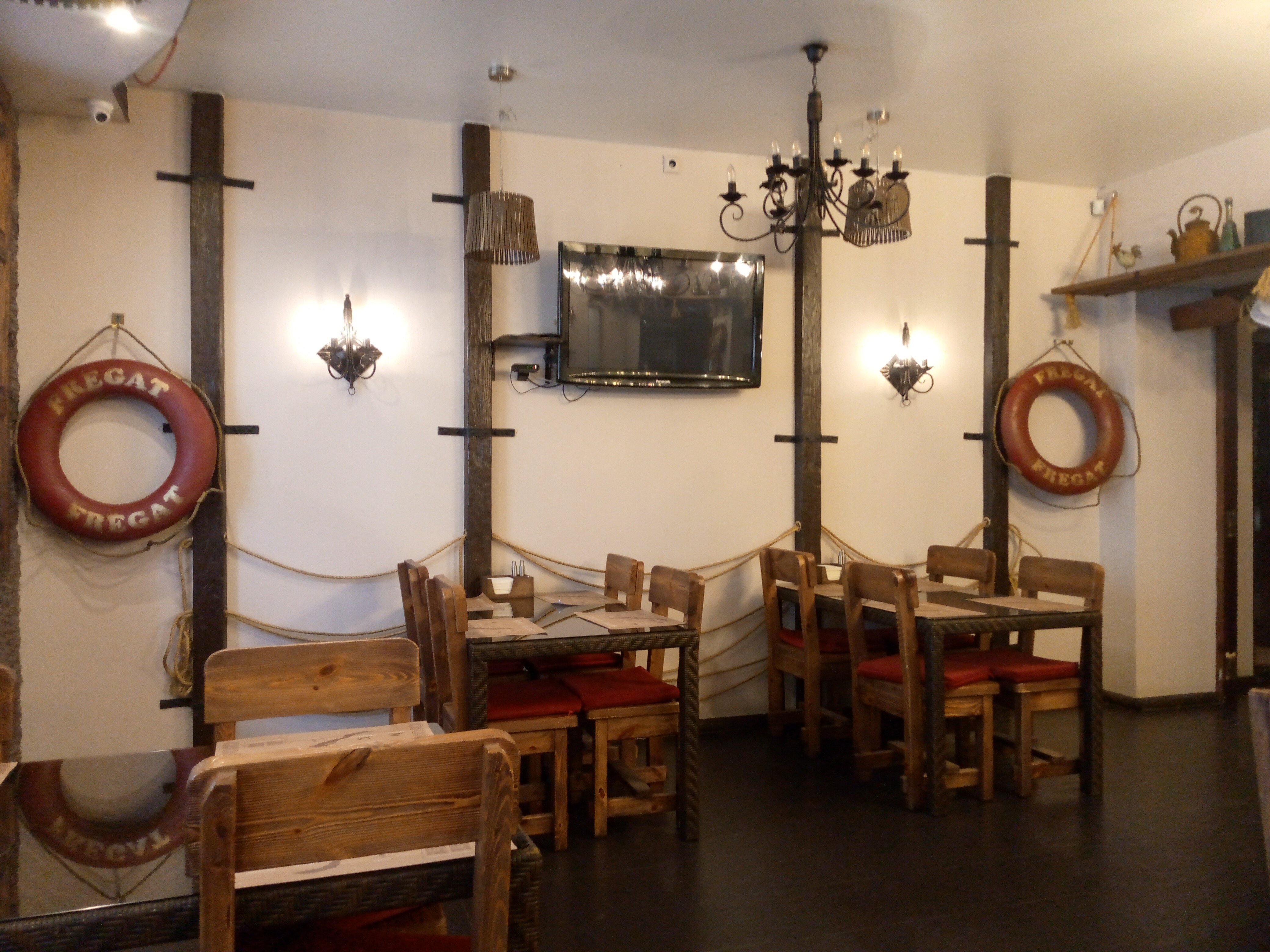 Фото Фрегат