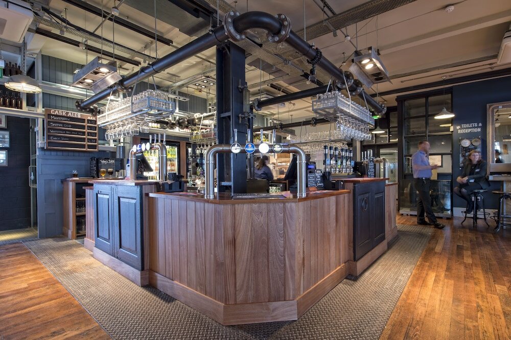 Фото Ship & Trades