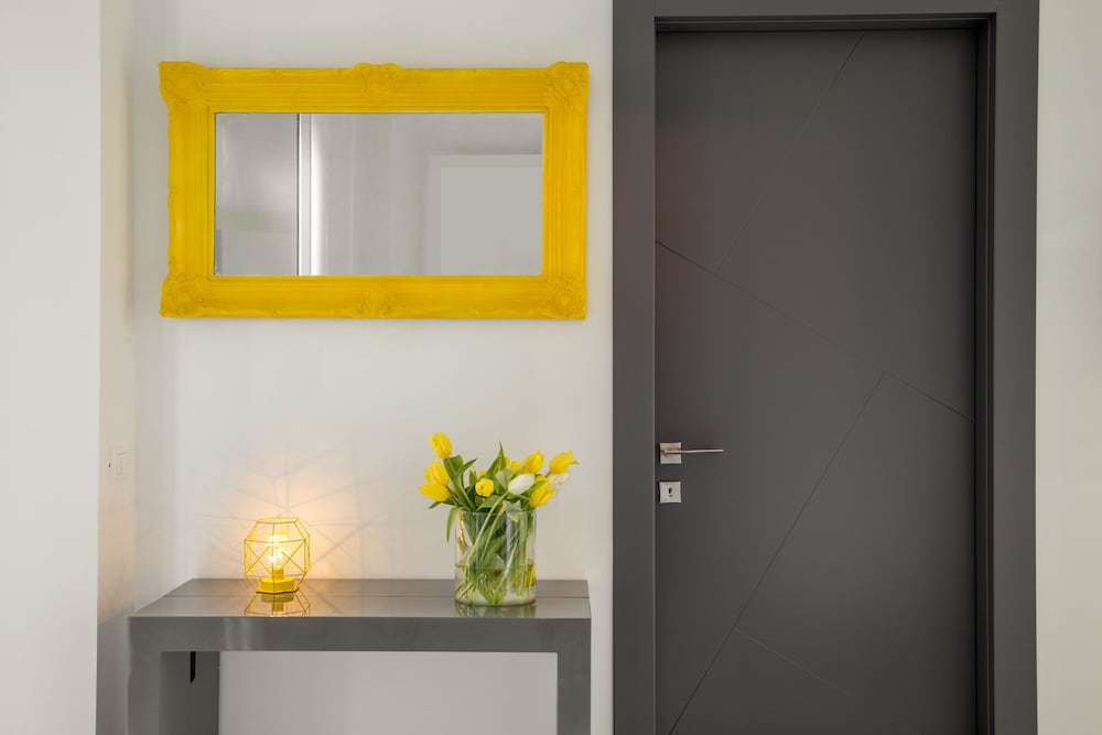 Фото Gcf Luxury Suites, Guest House