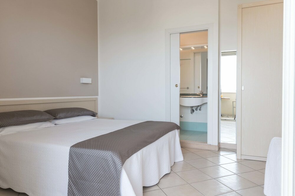 Фото Hotel Commodore