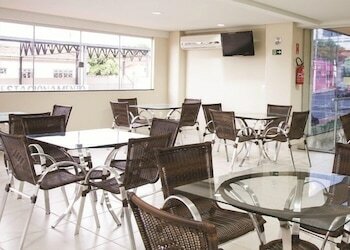 Фото La Vitre Hotel