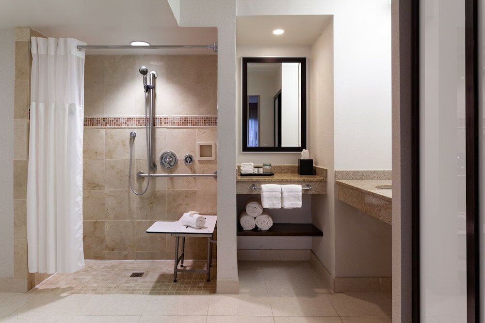 Фото Sheraton Suites Orlando Airport