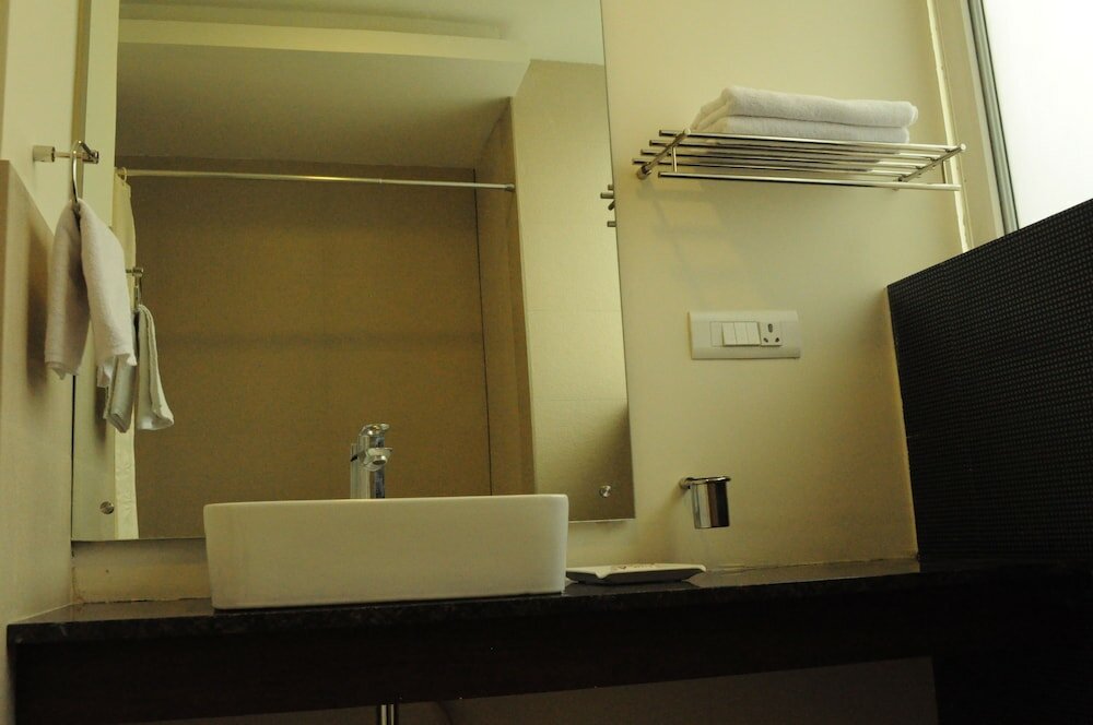 Фото Ixora Suites