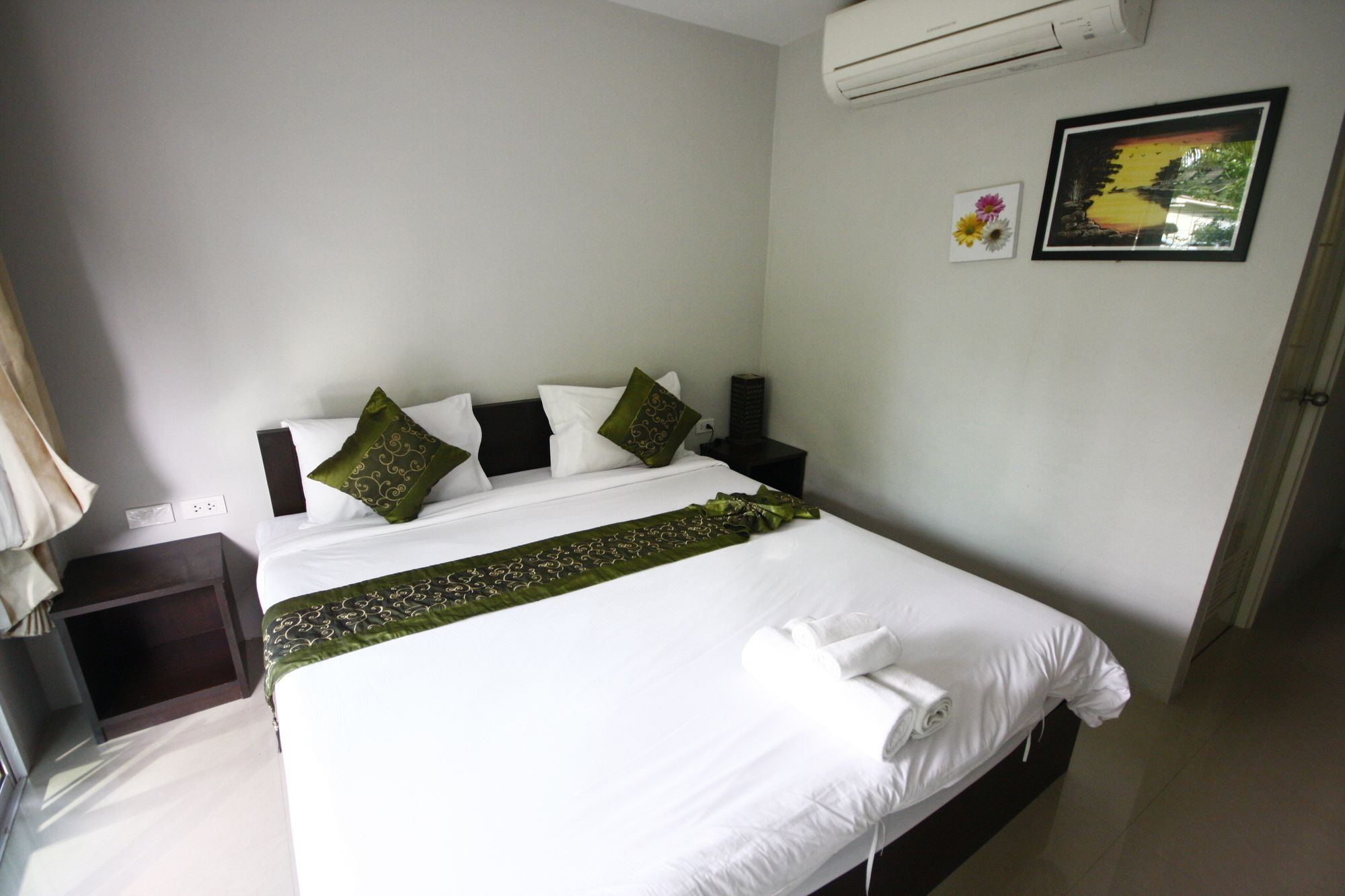 Фото Naiyang Boutique Resort