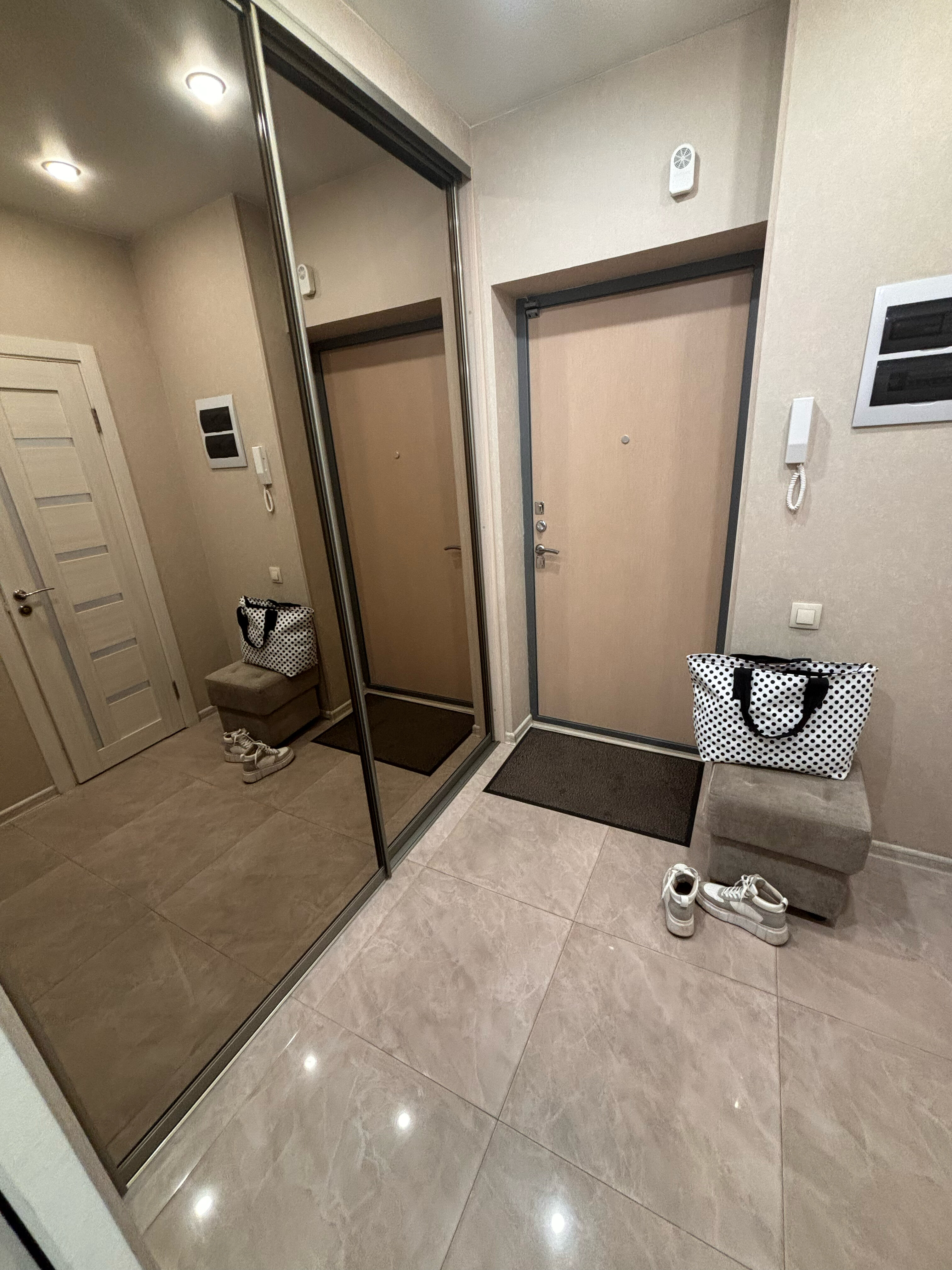 Фото Видовые апартаменты около Чаши и аквапарка Ривьера