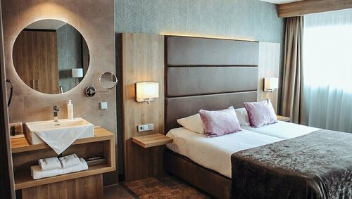 Гостиница Van der Valk Hotel Breda в Бреде
