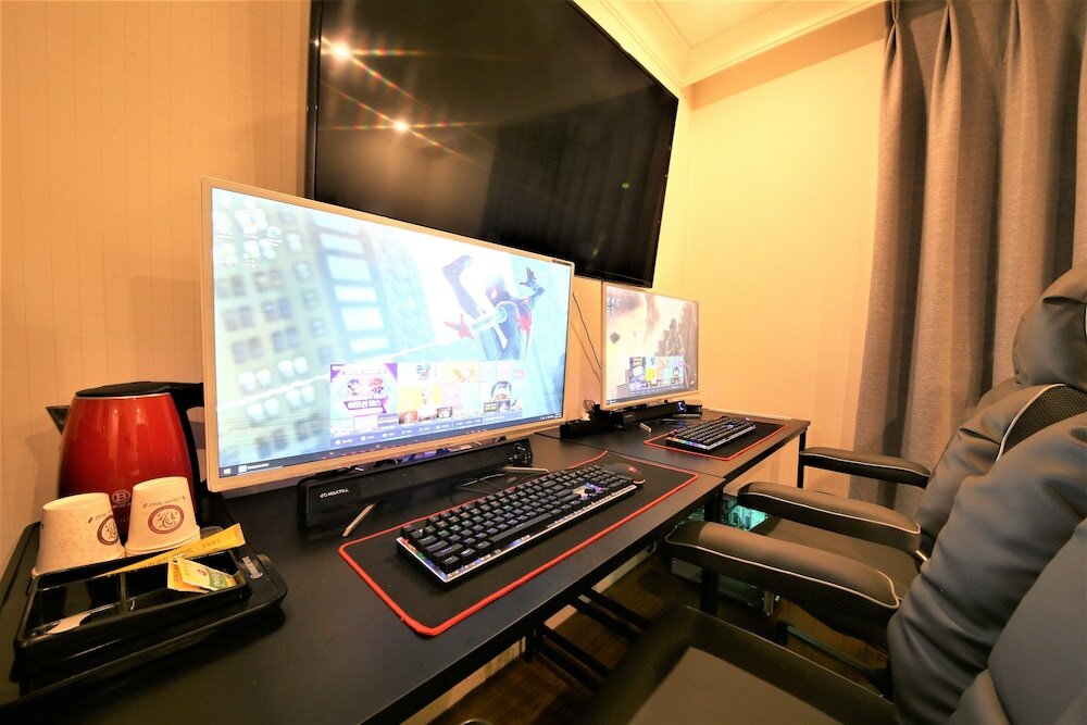 Фото Gupo Brown-Dot Hotel