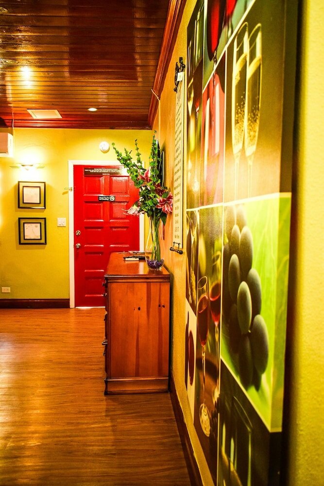 Фото Brownstone Sea Beach