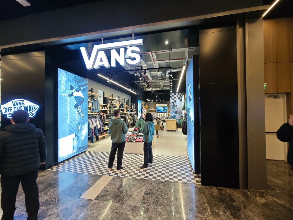 Shoe store Vans, Tashkent, photo