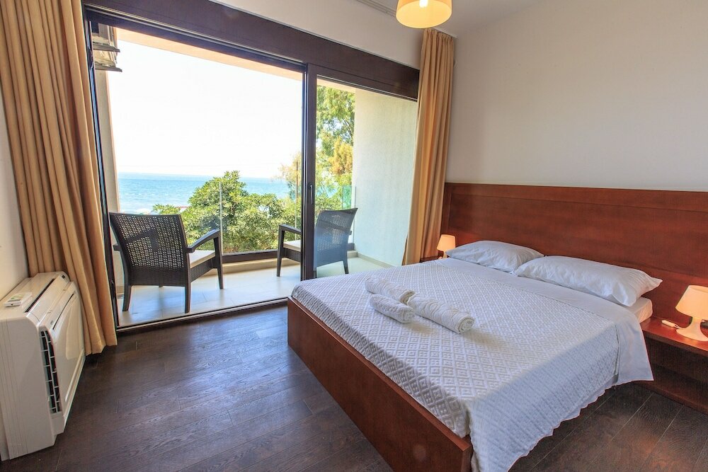 Фото Apartments Kuce Lekovica Beach & Restaurant