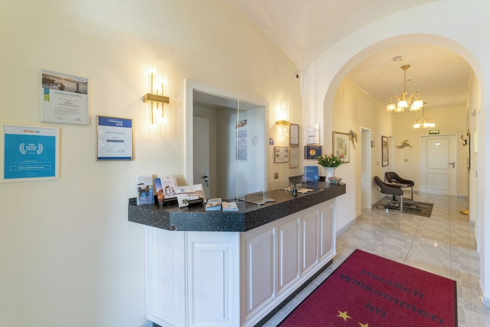 Фото Schöngarten Garni