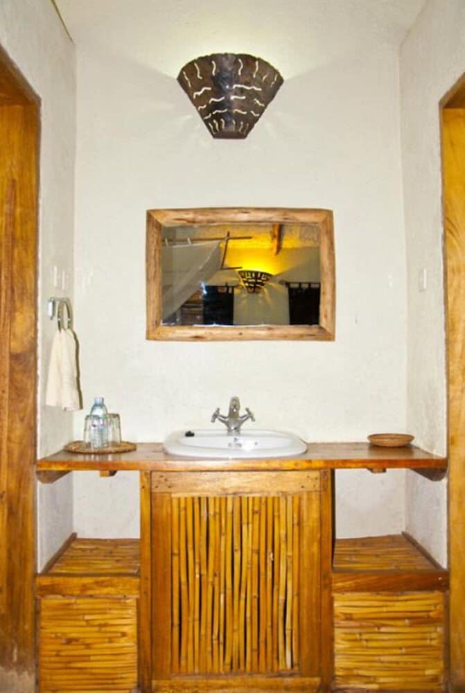 Фото Gately Inn Entebbe