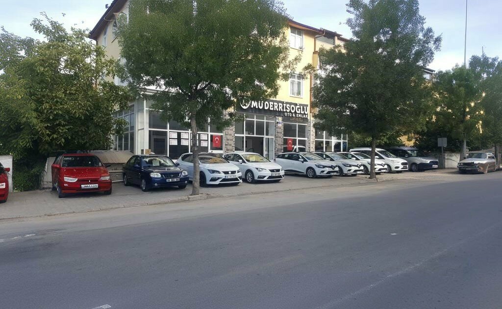 Car dealership Muderrisoglu Auto and Real Estate, Develi, photo