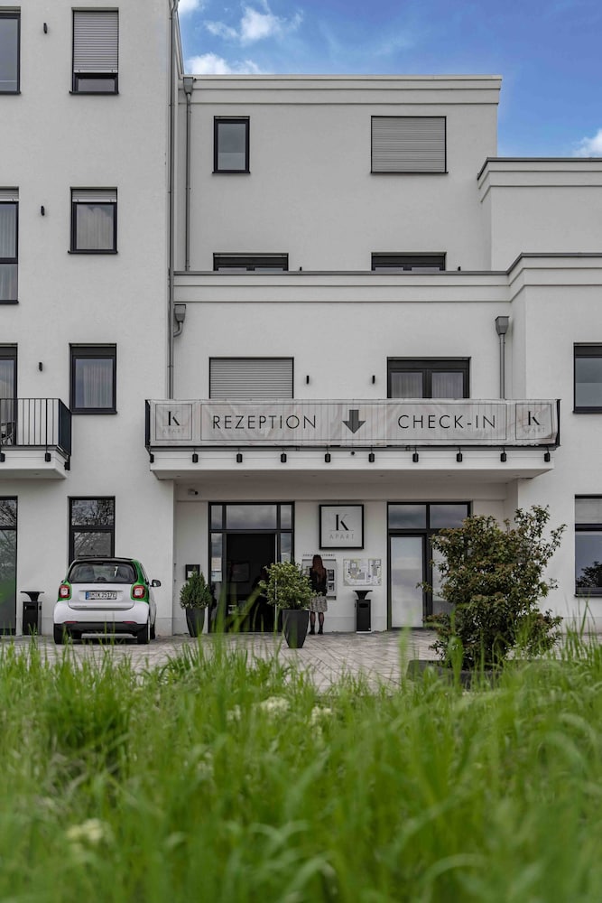 Фото K-Apart Hotel & Boardinghouse