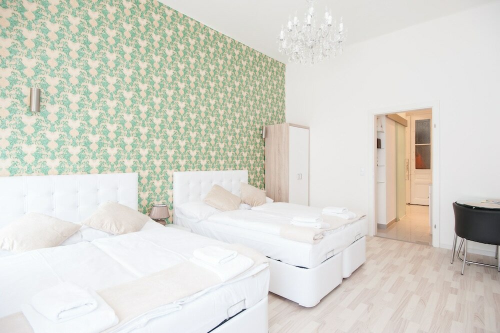 Фото Royal Resort Apartments Westbahnhof