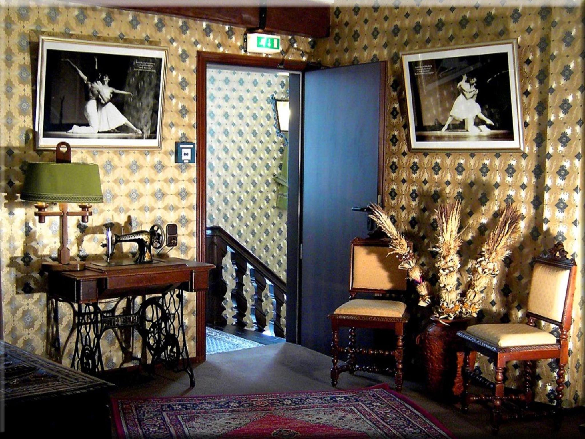 Фото Hotel Restaurant Graf Rolshausen