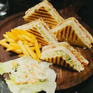 Karak Al Misbah Cafeteria (2/1, 141 Street, Al Rawdha 2, Southern Sector, Ajman), restaurant