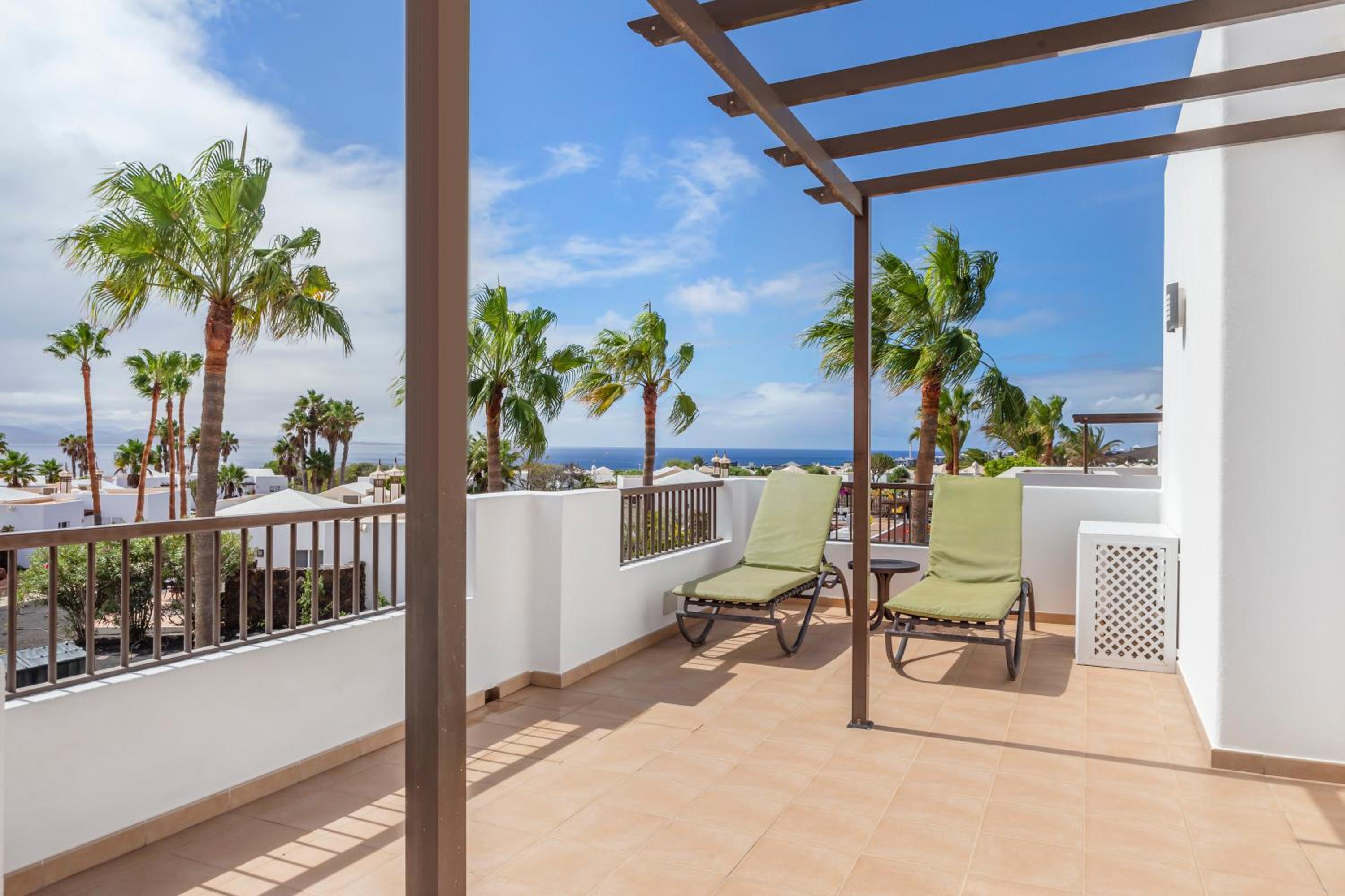 Фото Jardines del Sol