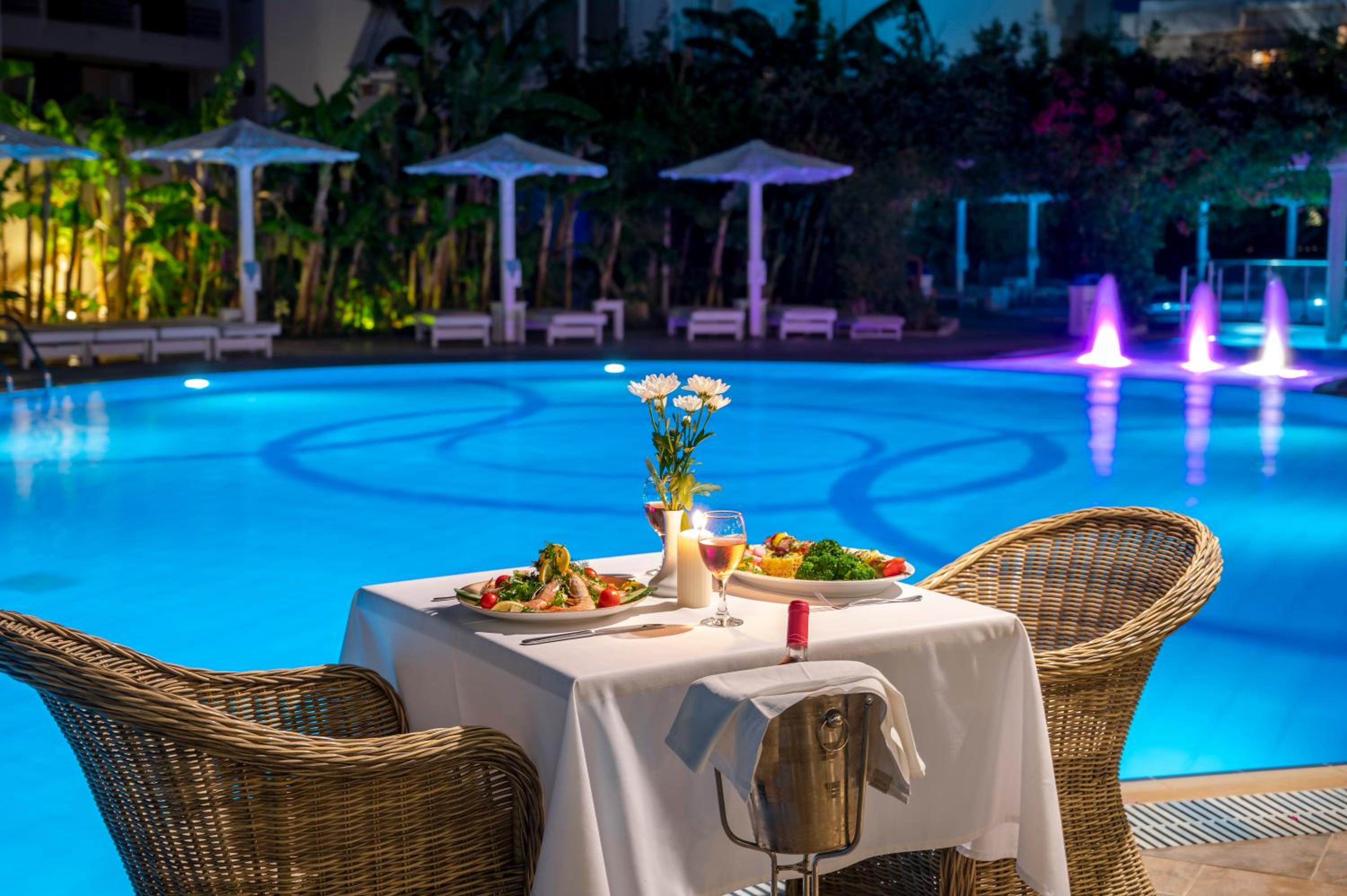 Фото Peridis Family Resort