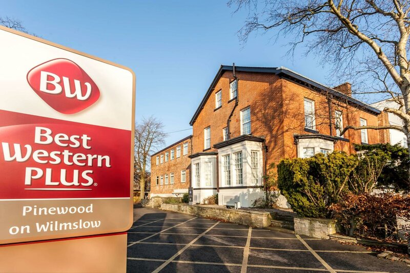 Гостиница Best Western Plus Pinewood Manchester Airport-Wilmslow Hotel