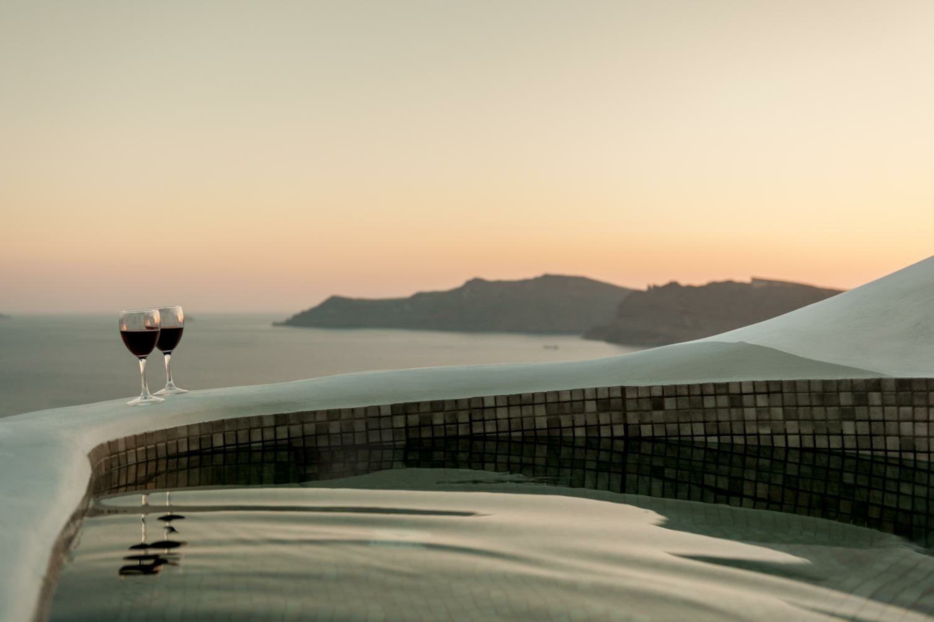 Фото Anemomilos Hotel & Apartments