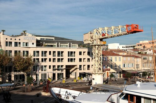 Гостиница Best Western Premier Vieux-Port Hotel в Ла-Сьота