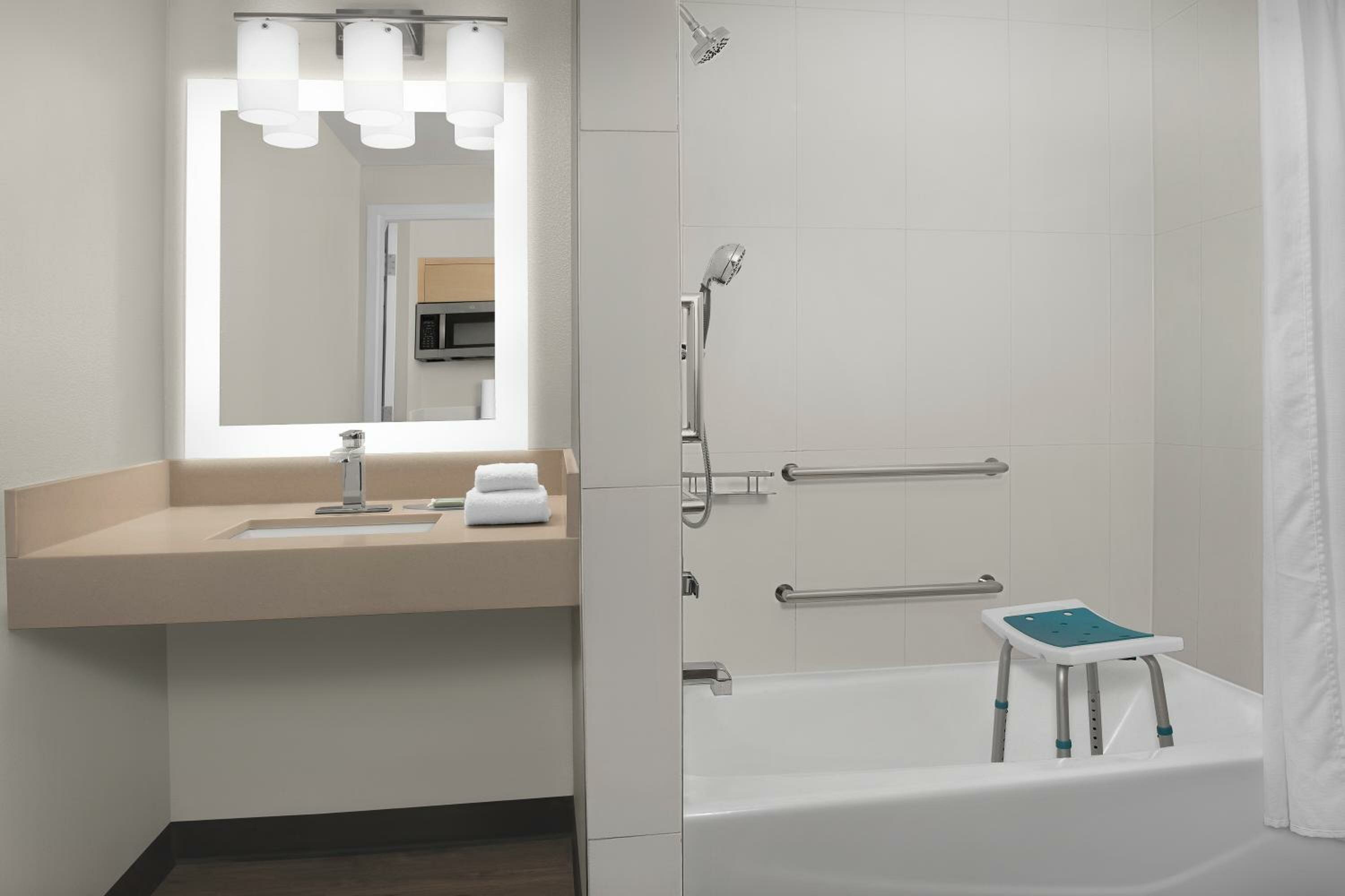 Фото TownePlace Suites by Marriott Sacramento Cal Expo