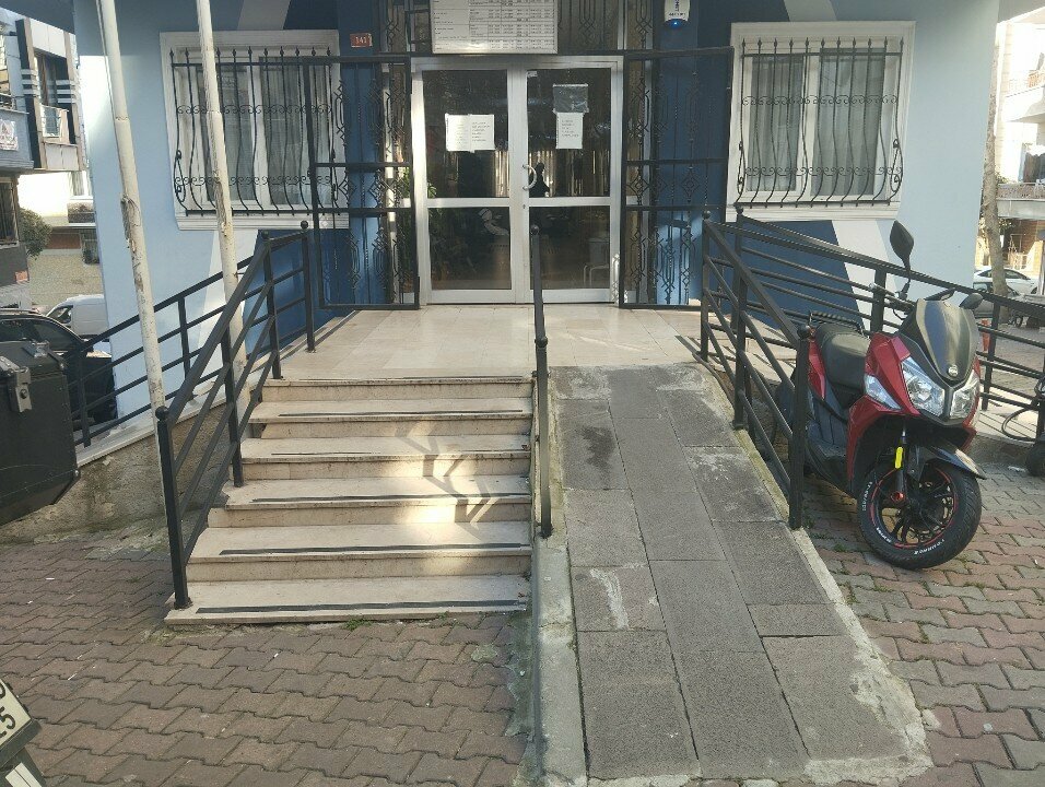 Ambulatorio, centro de salud, centro médico Istanbul Bahcelievler Bedriye Yilmaz Family Health Center, , foto