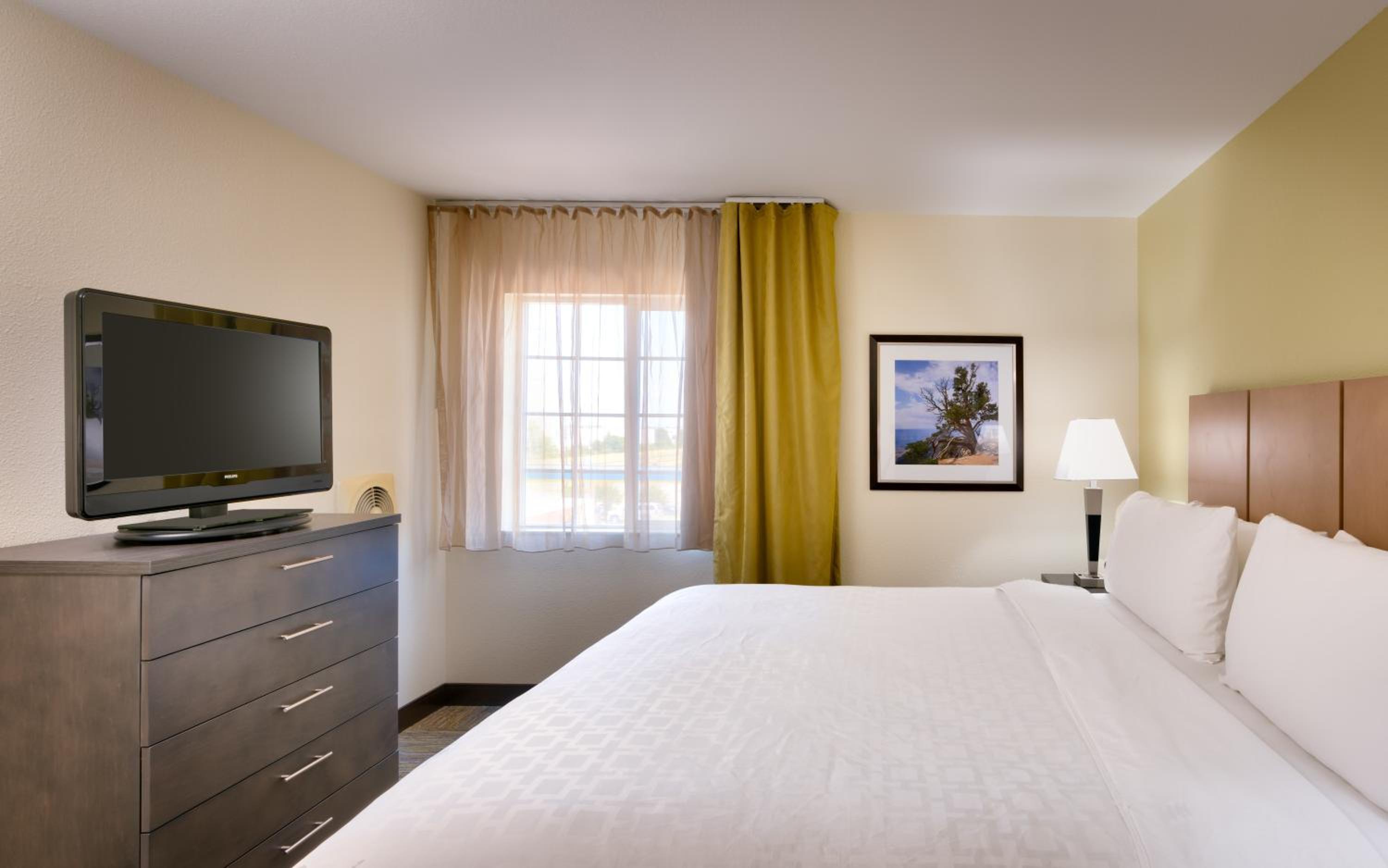 Фото Candlewood Suites Dallas Plano East Richardson, an Ihg Hotel