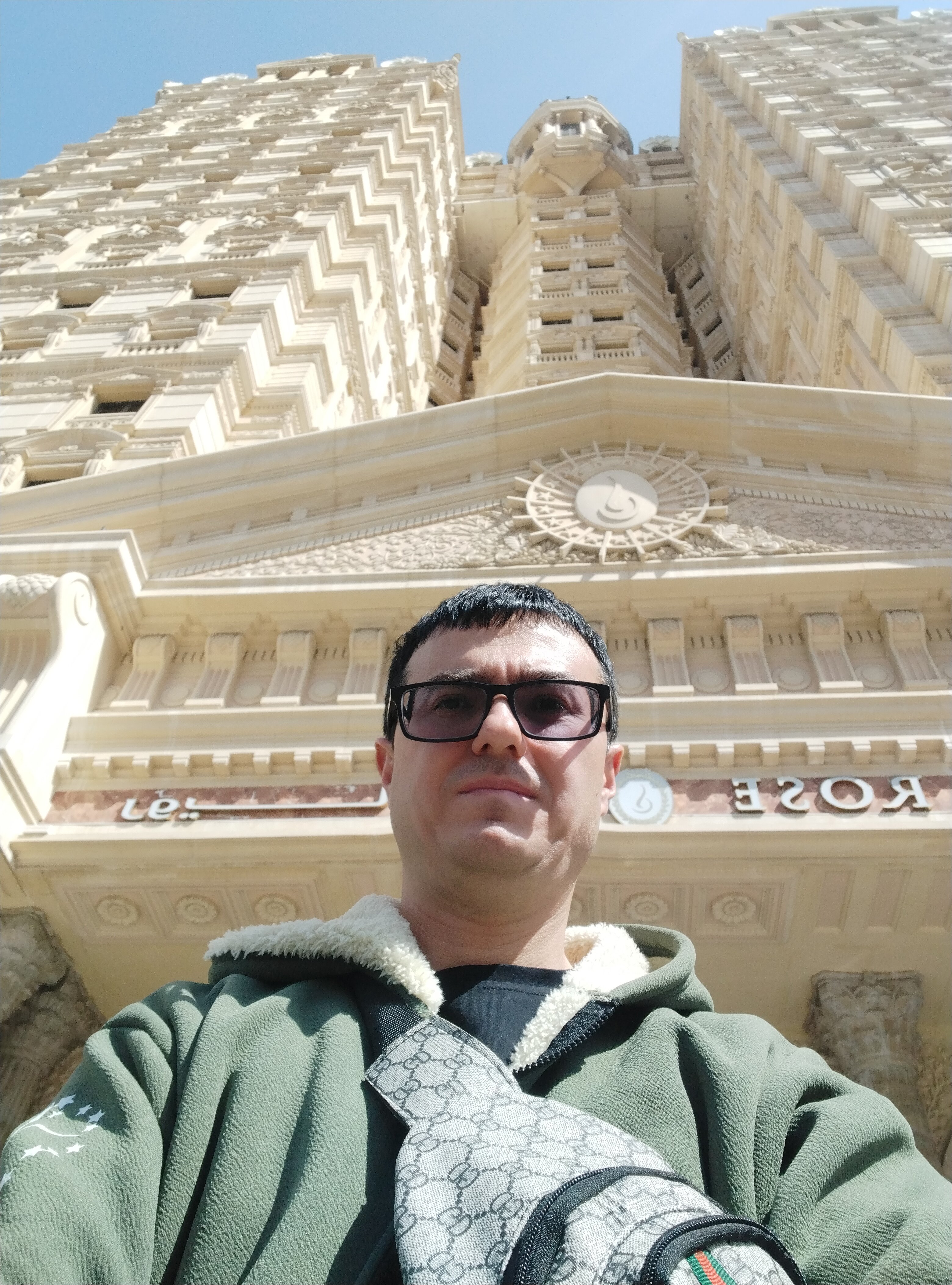 Фото Royal Rose Abu Dhabi, a Curio Collection by Hilton Affiliated Hotel