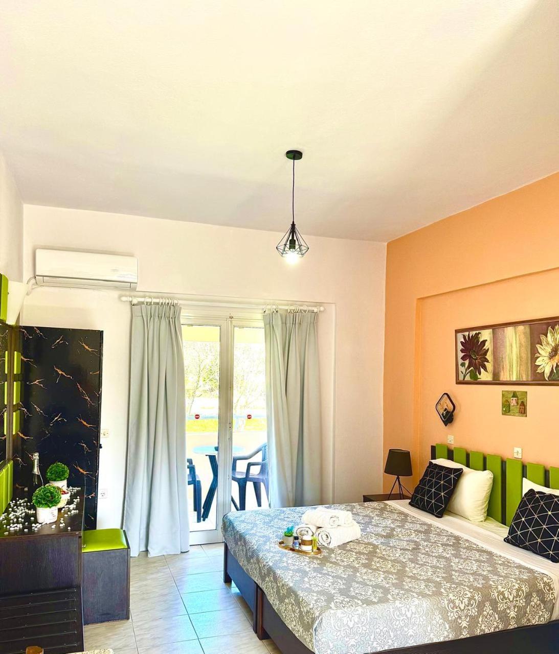 Фото Marina Studios