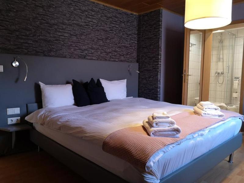 Фото Hotel Gasthaus Ellenberger