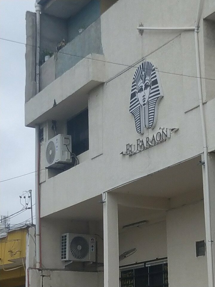 Billiard hall El Faraon, Santa Cruz de la Sierra, photo