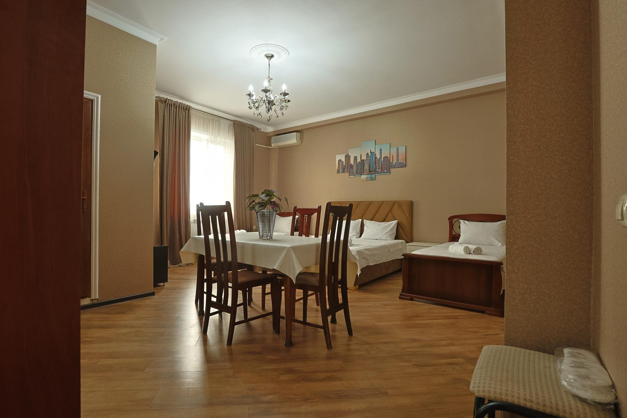 Фото Отель Семья