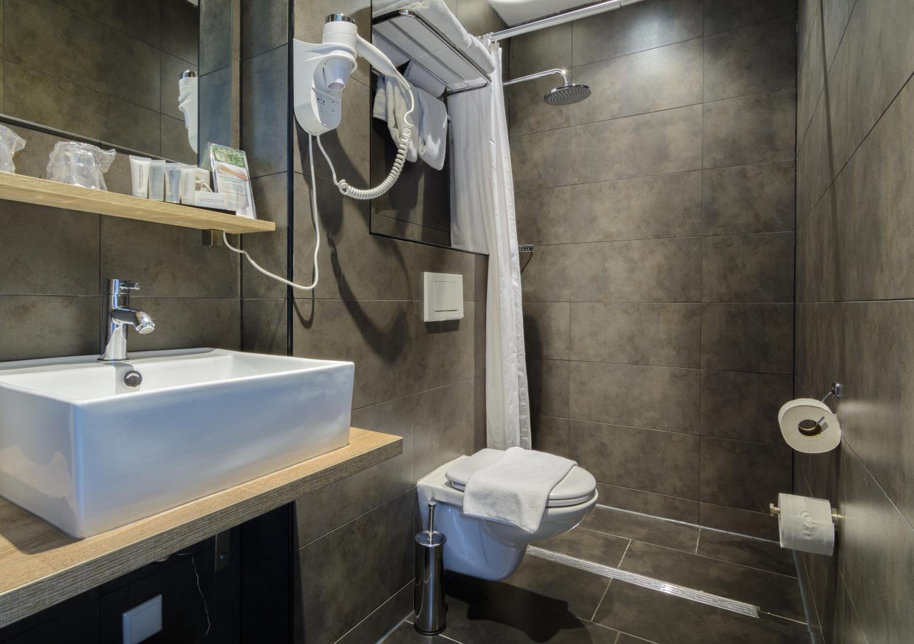 Фото Camp Inn Hotel