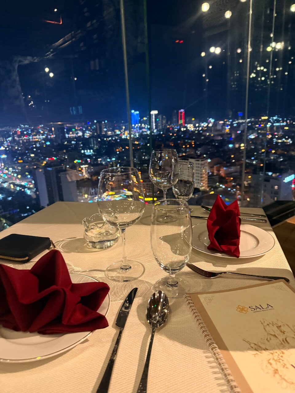 Фото Sala Danang Beach Hotel