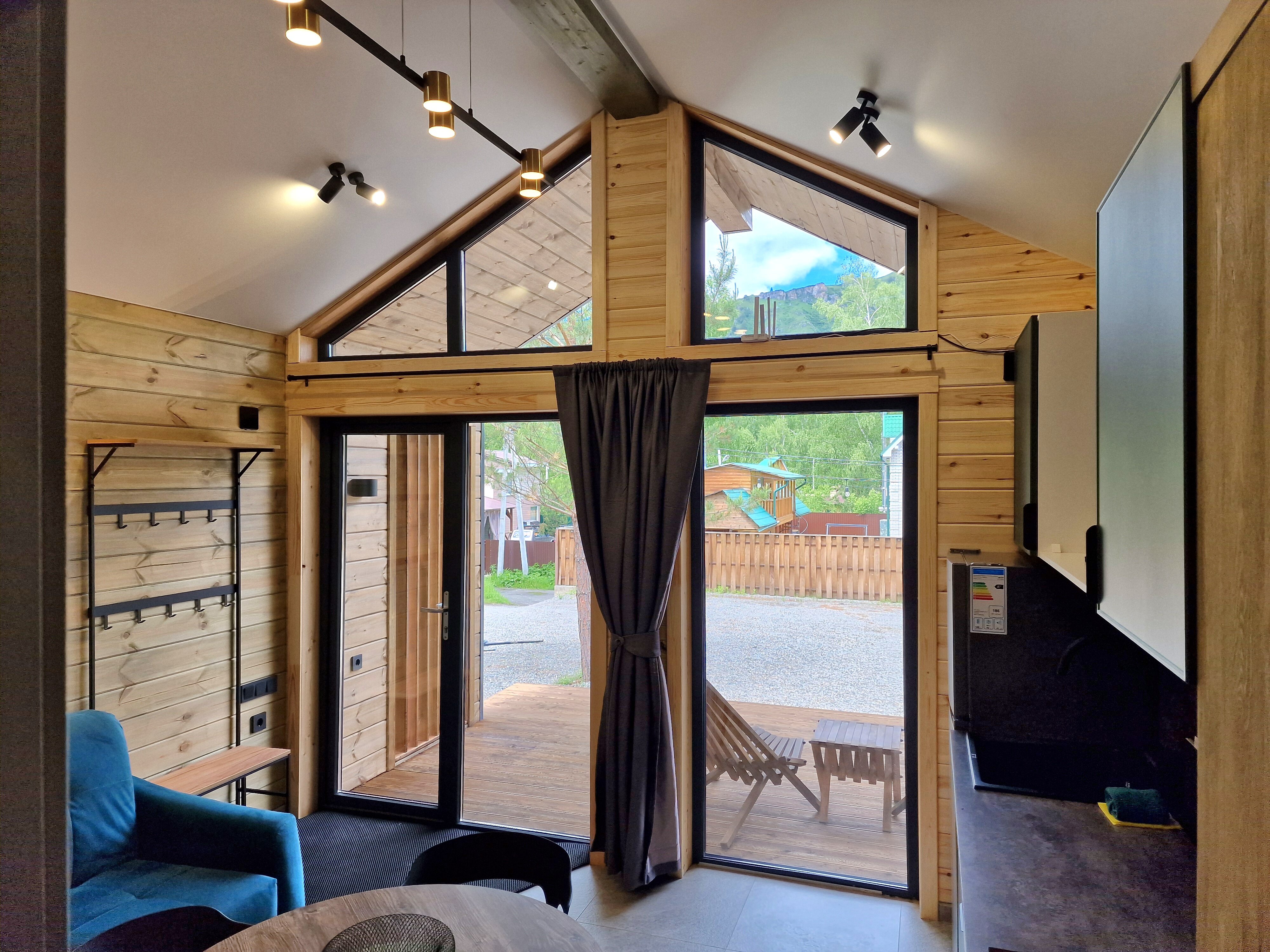 Фото Gedeon House