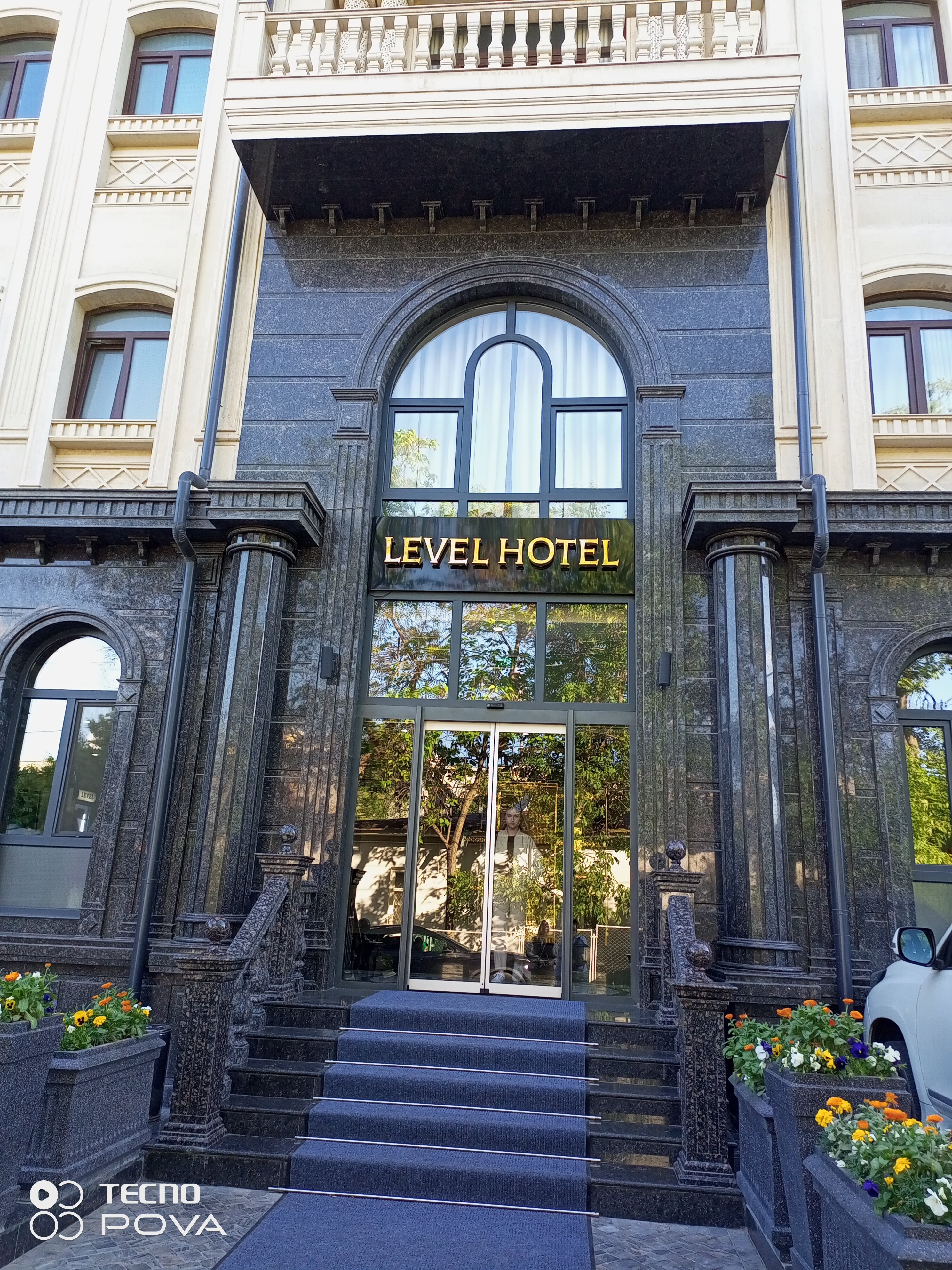 Фото Level Hotel